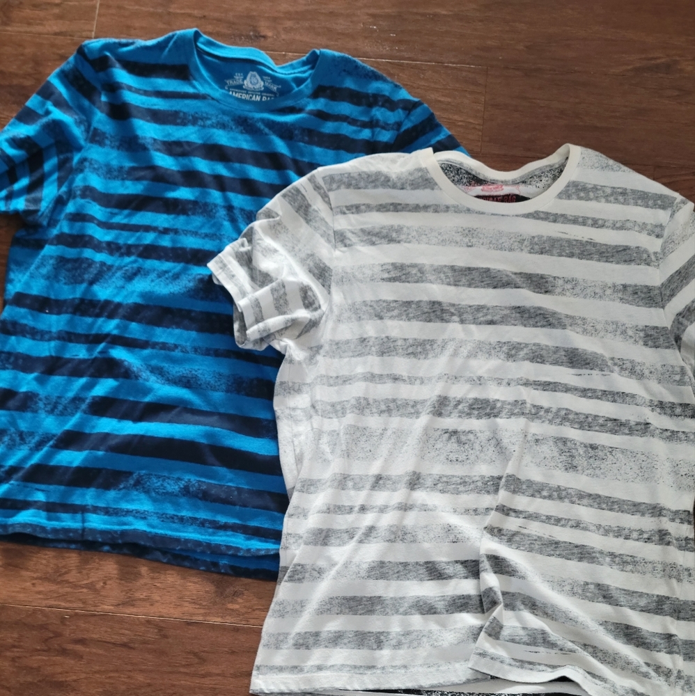 🎉SALE 5 for $15🎉 2 American Rag Tees